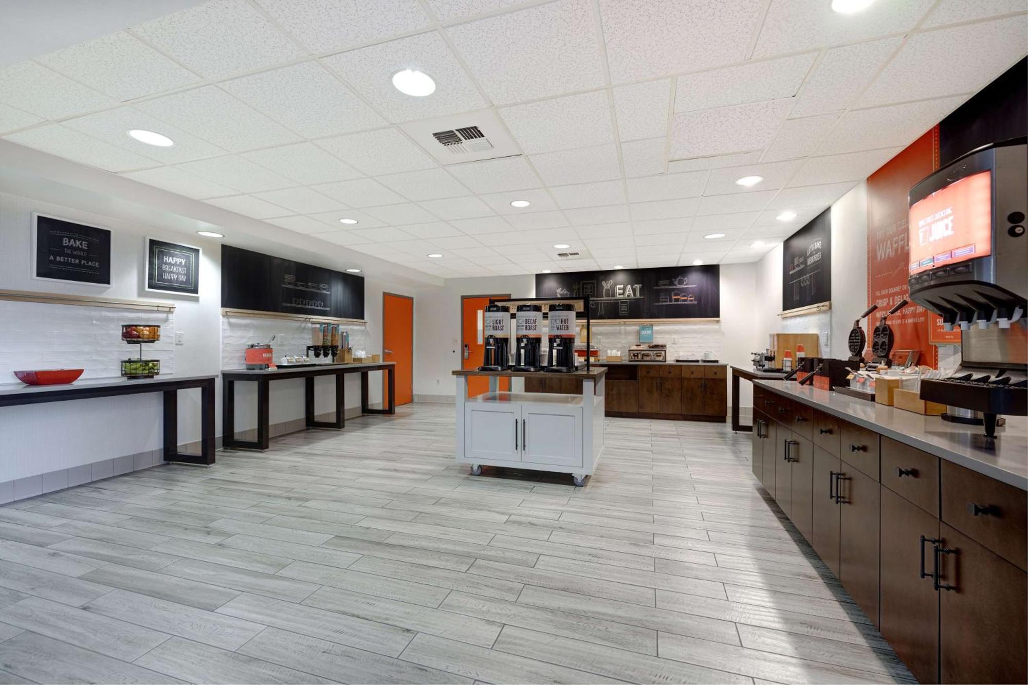 Hampton Inn & Suites Туларе Экстерьер фото